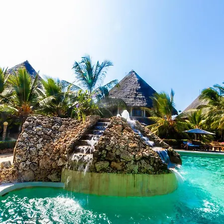 Tembo Golden Beach Apartments Malindi Exterior photo